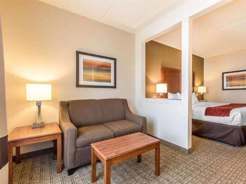 Comfort Suites Richmond Eksteriør bilde
