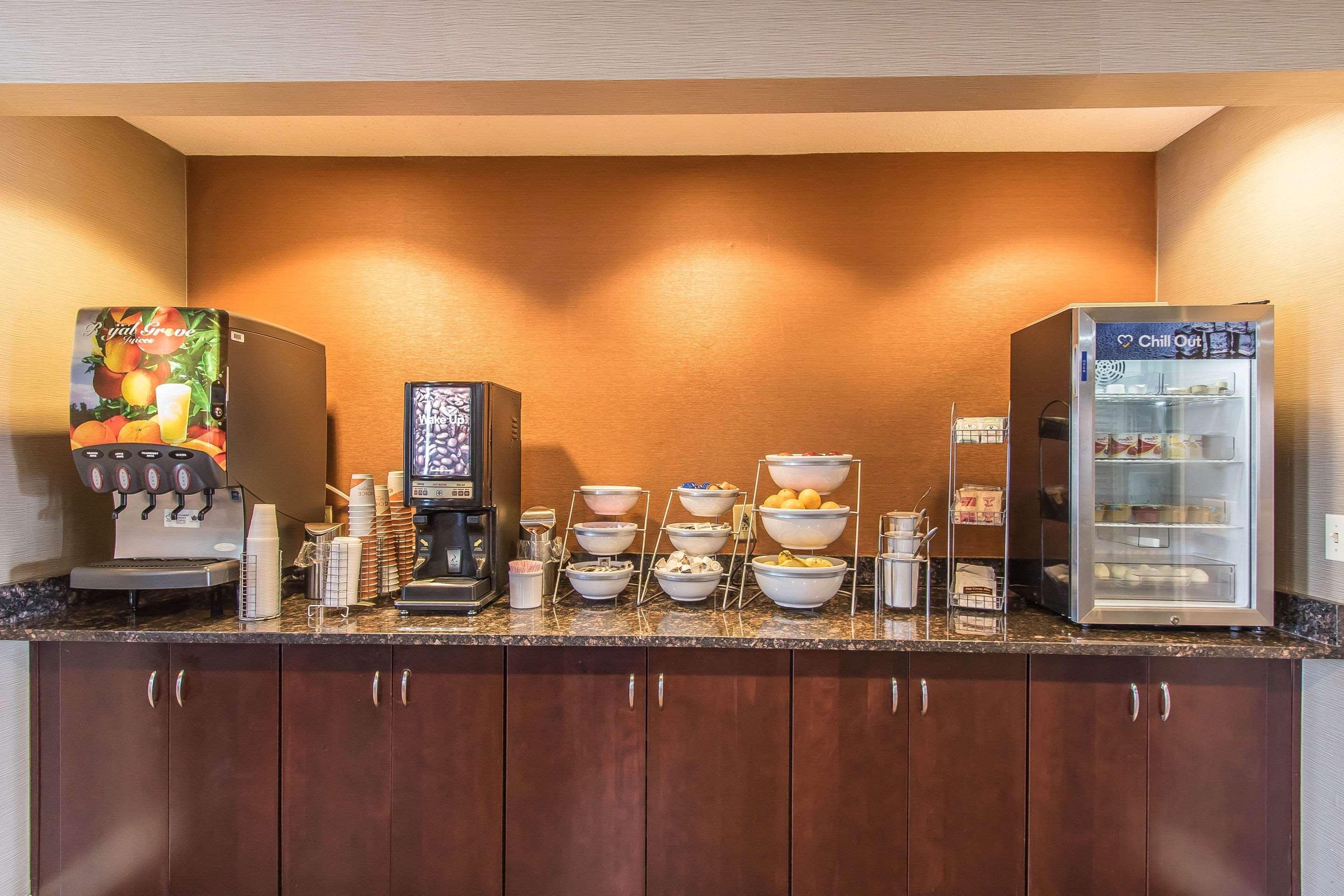 Comfort Suites Richmond Eksteriør bilde