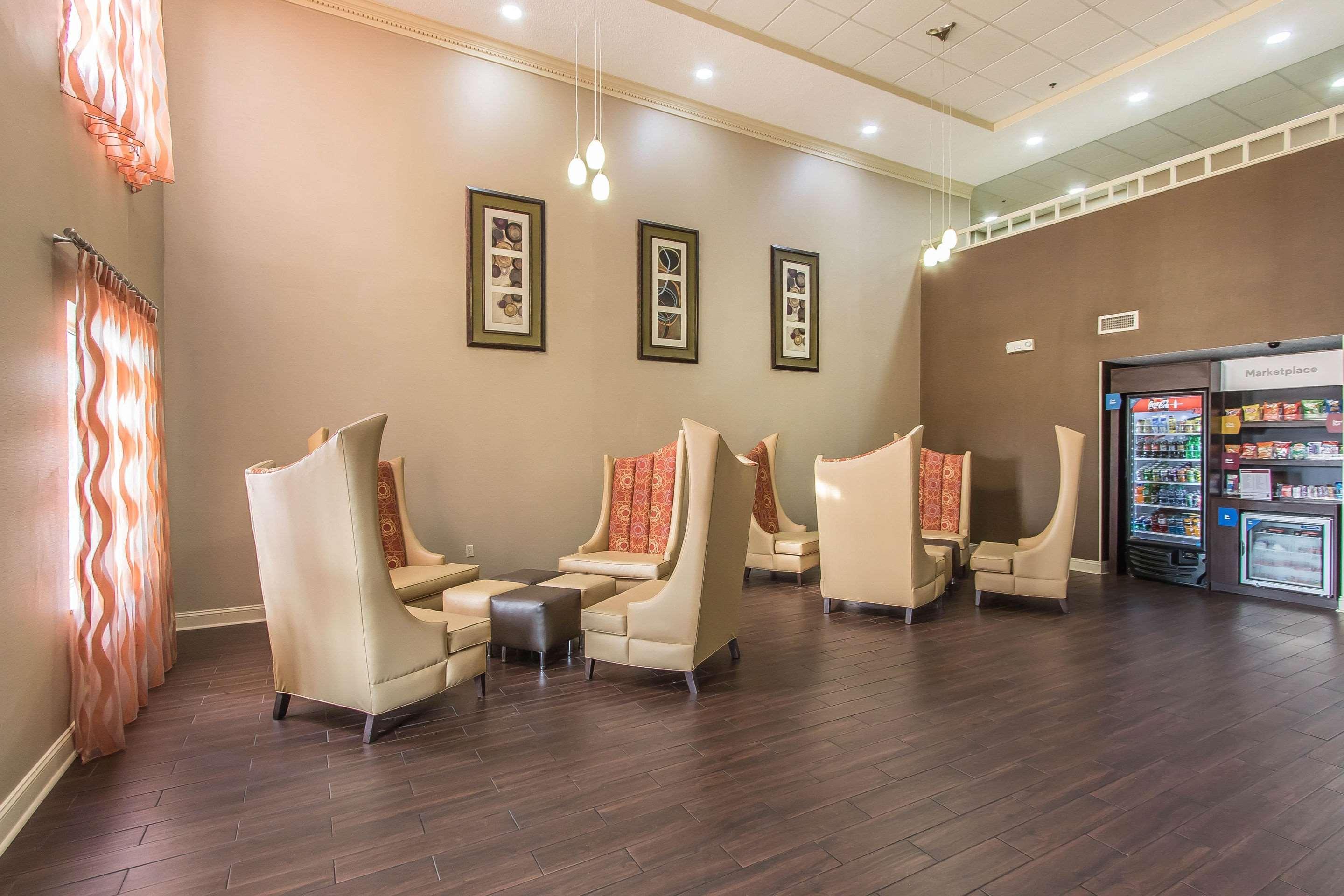 Comfort Suites Richmond Eksteriør bilde