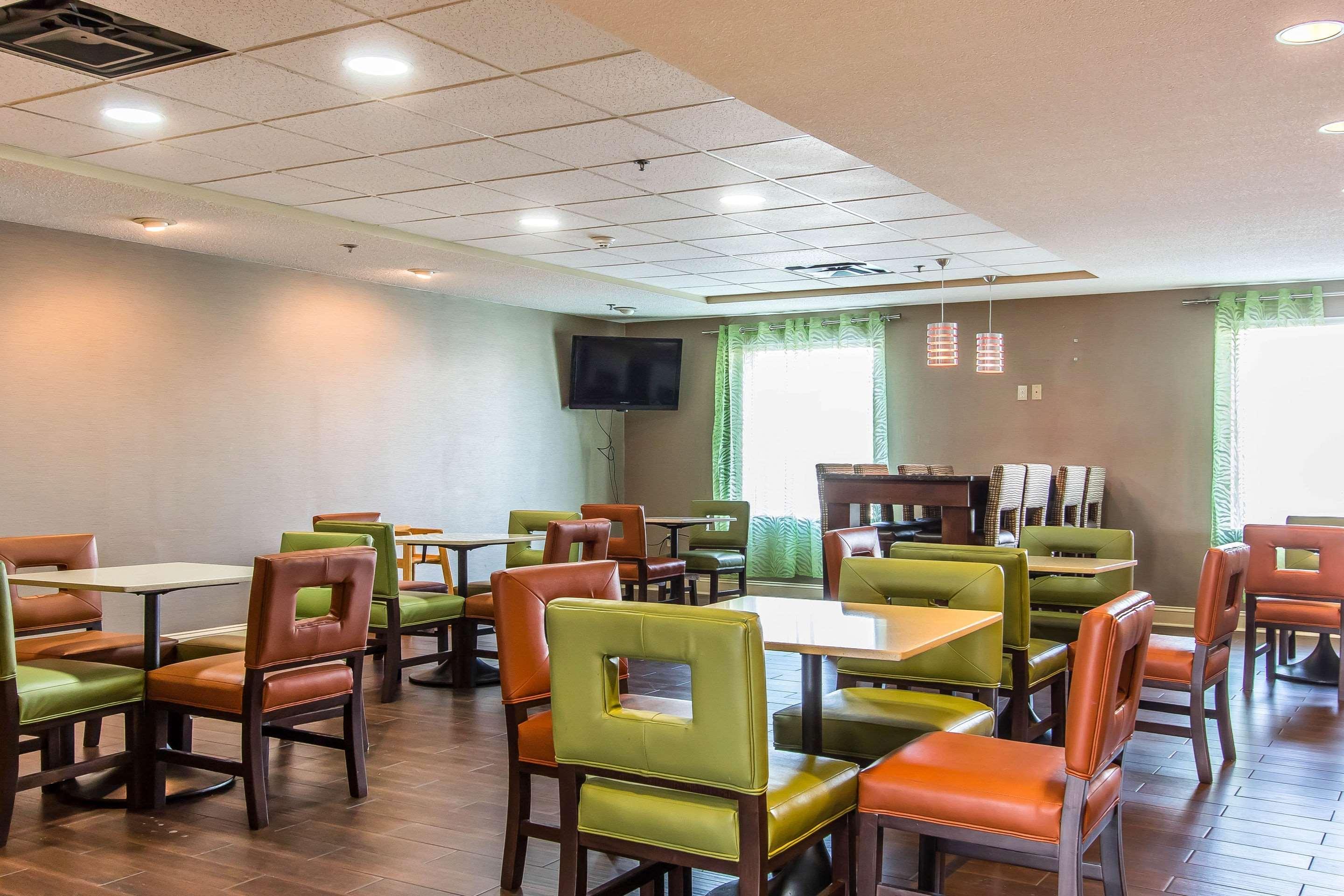 Comfort Suites Richmond Eksteriør bilde